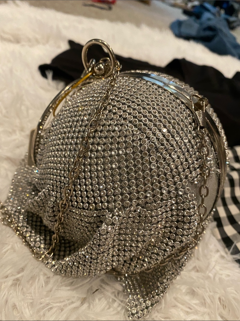 Silver Crystal Mesh Evening Clutch with Chain Strap